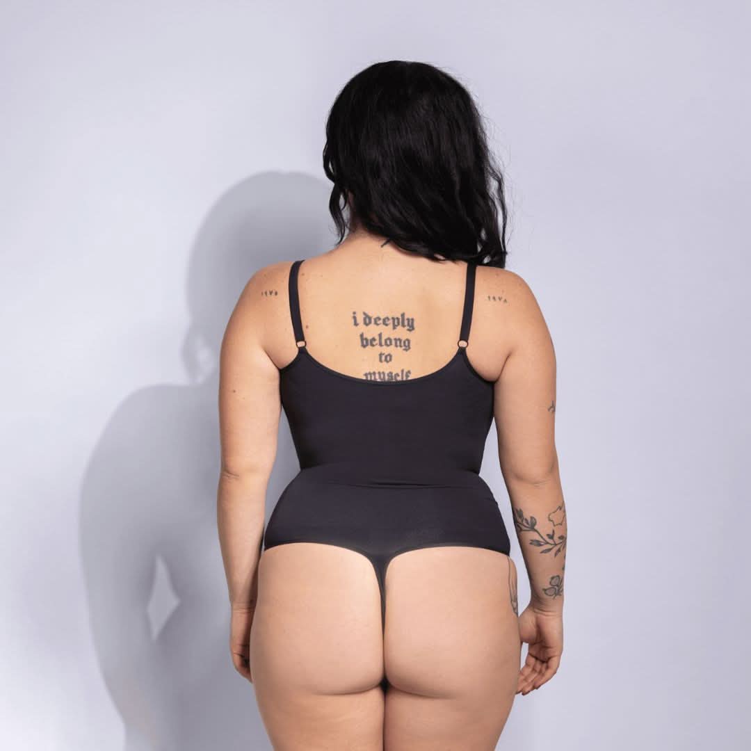 Model in the picture is 175 cm tall, and weights 80 Kgs wearing thong cut black M/L