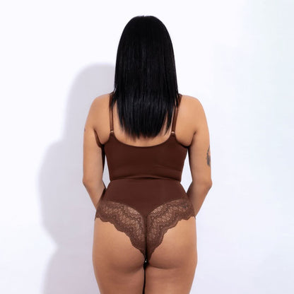 Model in the picture is 160 cm tall, and weights 60 Kgs wearing Medium brown