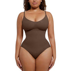 Model in the picture is 168 cm tall, and weighs 78 kgs, wearing brown classic cut M/L.