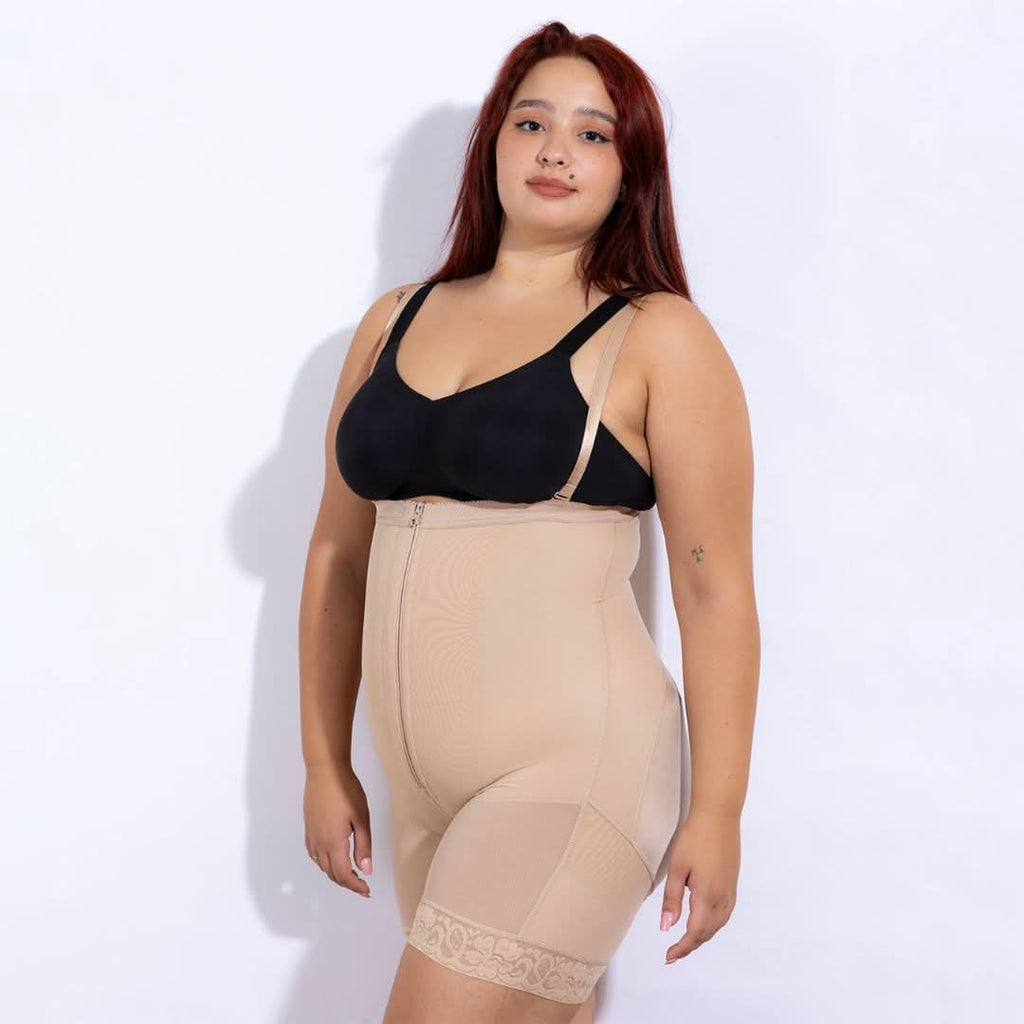 Model in the picture is 178 cm tall, and weights 96 Kgs wearing XL