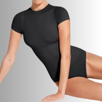 Model is 165 cm tall, weighs 51 kg, and wears size S (XS/S), with measurements: 86 cm bust, 64 cm waist, and 91 cm hips.