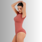 Model is 165 cm tall, weighs 51 kg, and wears size S (XS/S), with measurements: 86 cm bust, 64 cm waist, and 91 cm hips.