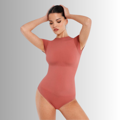 Model is 165 cm tall, weighs 51 kg, and wears size S (XS/S), with measurements: 86 cm bust, 64 cm waist, and 91 cm hips.