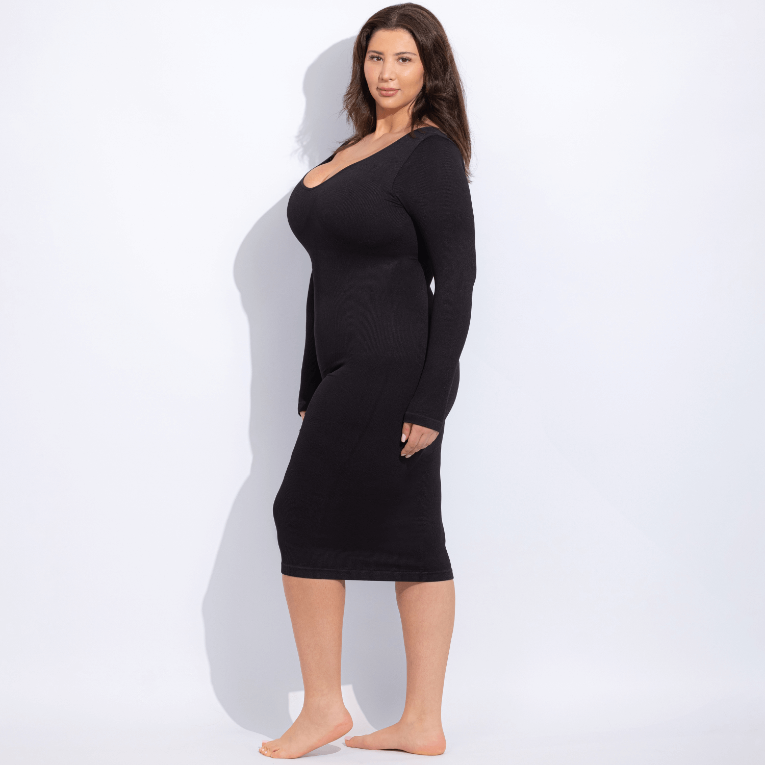 Model in the picture is 180 cm tall, and weights 110 Kgs