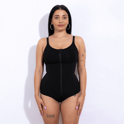 Model in the picture is 160 cm tall, and weights 60 Kgs